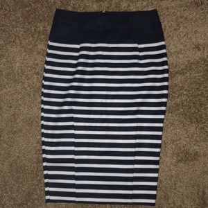H&M Navy blue & white striped pencil skirt